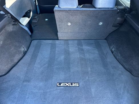 Used 2023 Lexus RZ 450e Premium image 16