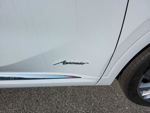 New 2026 Buick Envision Avenir AWD/4WD image 9