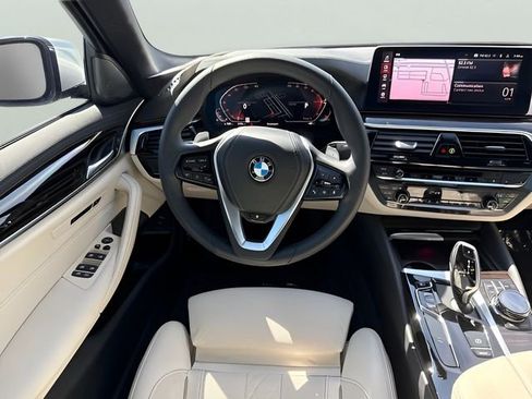 Certified 2023 BMW 540i xDrive w/ Executive Package AWD/4WD image 13