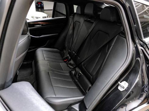 Used 2024 BMW X4 xDrive30i w/ Parking Assistance Package image 42