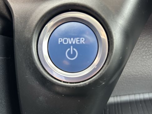 Used 2023 Toyota Sienna XSE AWD/4WD image 33