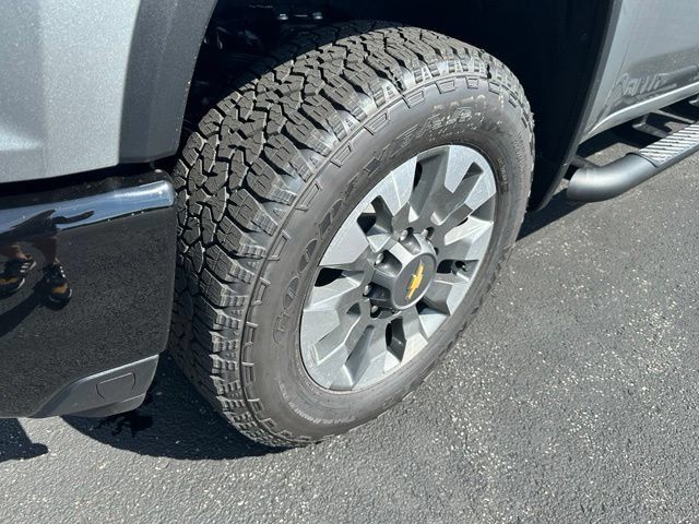 New 2026 Chevrolet Silverado 2500 Custom w/ Custom Value Package AWD/4WD image 11