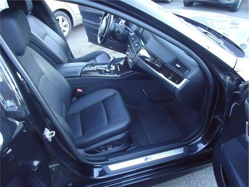 Used 2013 BMW 535i xDrive Sedan AWD/4WD image 18