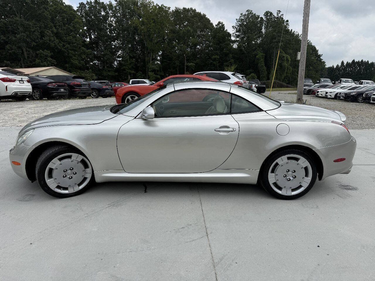 Used 2004 Lexus SC 430 Convertible RWD image 4