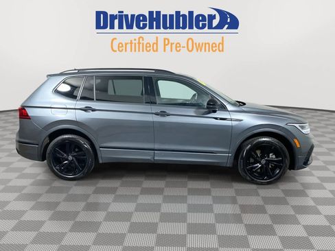 Used 2023 Volkswagen Tiguan SE R-Line image 9