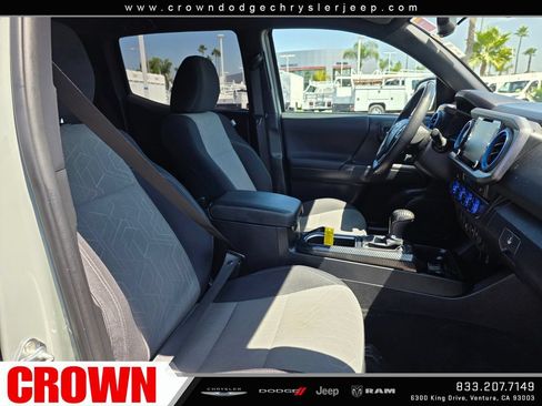 Used 2023 Toyota Tacoma TRD Sport AWD/4WD image 13