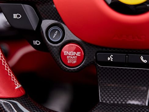 Used 2022 Ferrari Portofino M RWD image 64