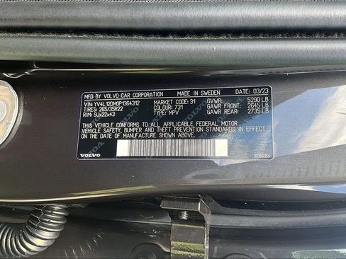 Used 2023 Volvo XC60 B5 Ultimate FWD image 47