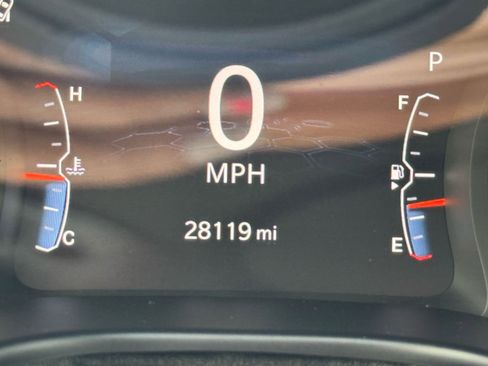 Used 2023 Jeep Compass Latitude image 15