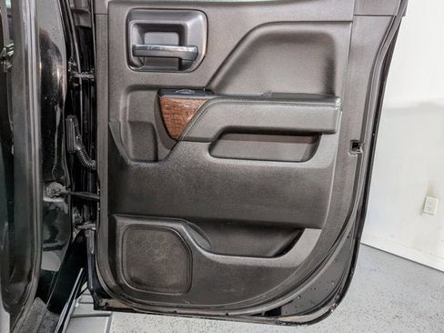 Used 2018 GMC Sierra 2500 SLT w/ Snow Plow Prep Package image 25