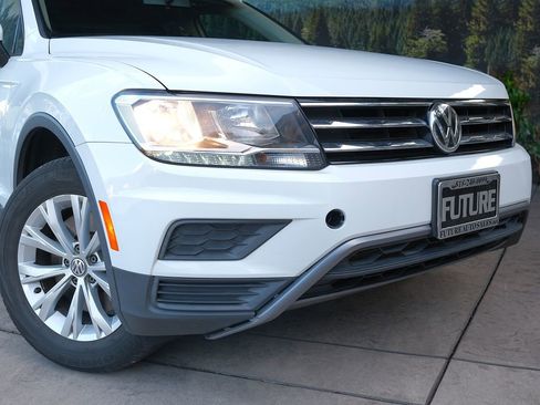 Used 2020 Volkswagen Tiguan S image 7