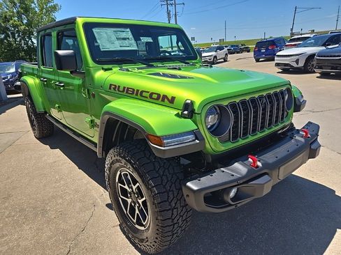 New 2025 Jeep Gladiator Rubicon w/ Safety Group image 14