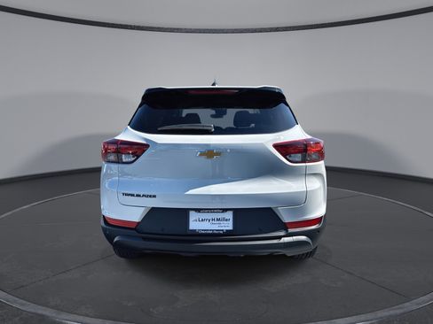 New 2026 Chevrolet TrailBlazer LS w/ LS Convenience Package FWD image 6