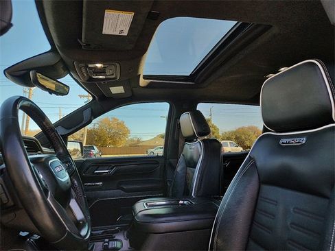 Used 2022 GMC Sierra 1500 AT4X image 12