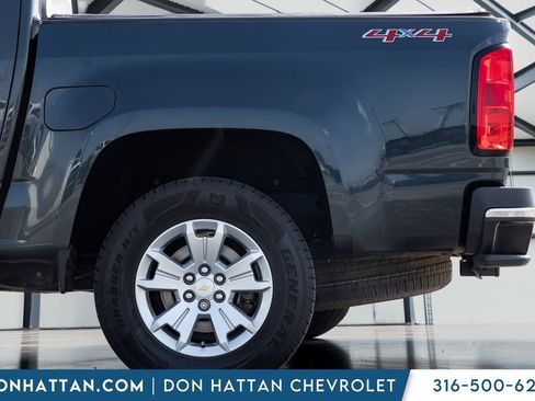 Used 2017 Chevrolet Colorado LT w/ Luxury Package, Chrome AWD/4WD image 28