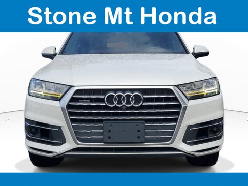 Used 2017 Audi Q7 3.0T Prestige w/ Prestige Package AWD/4WD image 2