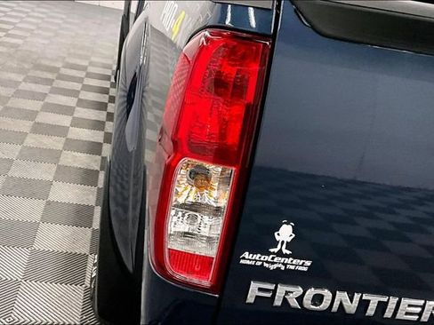 Used 2021 Nissan Frontier PRO-4X w/ Pro-4x Utility Package image 35