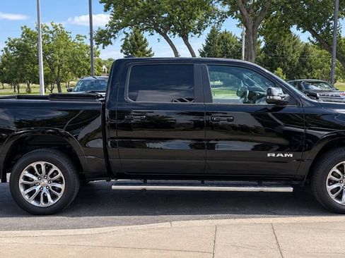 Used 2023 RAM 1500 Laramie AWD/4WD image 11