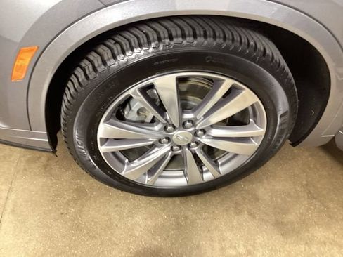 Used 2020 Cadillac XT6 Premium Luxury FWD image 35