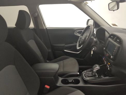 Used 2021 Kia Soul LX FWD image 21