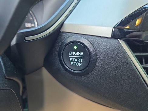 Used 2021 Ford Escape SE w/ Convenience Package image 22