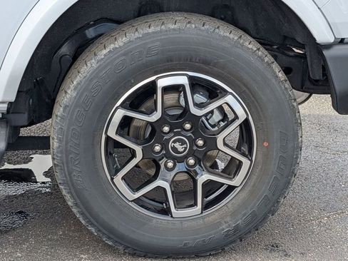 New 2025 Ford Bronco Outer Banks image 15