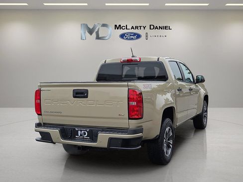 Used 2022 Chevrolet Colorado Z71 AWD/4WD image 5