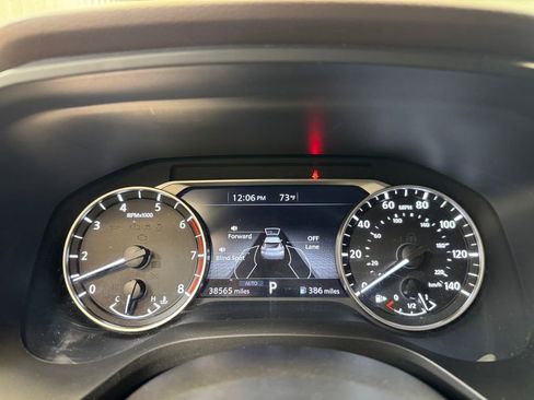 Used 2023 Nissan Rogue SV AWD/4WD image 33