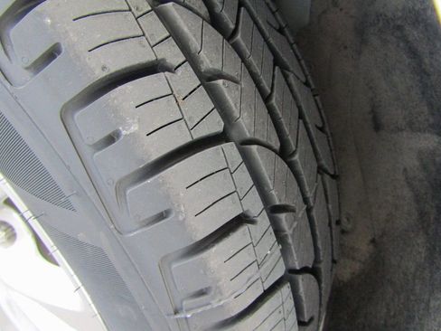 Used 2022 Chrysler Pacifica Touring-L image 30