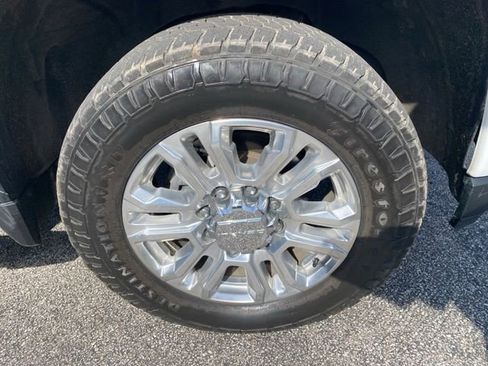 Used 2020 GMC Sierra 2500 Denali w/ Denali Ultimate Package AWD/4WD image 13