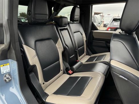 Certified 2024 Ford Bronco Wildtrak image 29