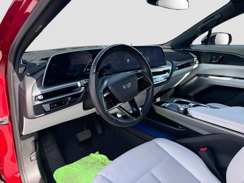 Used 2024 Cadillac Lyriq Sport w/ LPO, Floor Liner Package AWD/4WD image 26