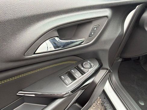 New 2026 Chevrolet Trax LT w/ Driver Confidence Package FWD image 15