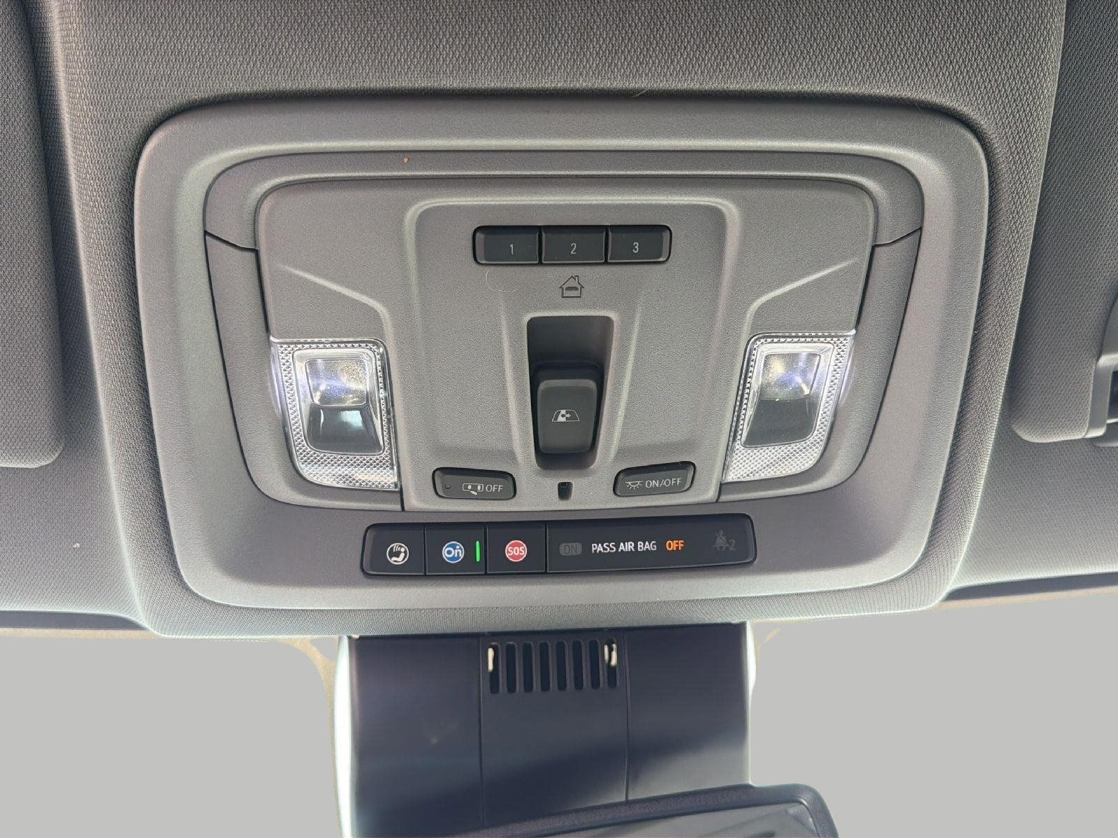 Used 2023 Chevrolet Silverado 1500 LTZ AWD/4WD image 45