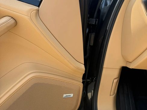 Used 2018 Porsche Panamera 4 AWD/4WD image 12