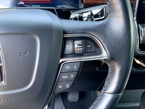 Certified 2023 Lincoln Navigator Black Label AWD/4WD image 25