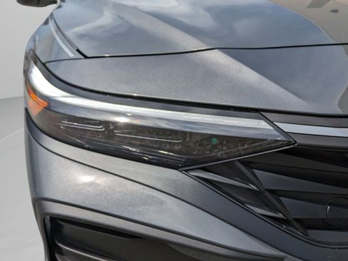 New 2026 Hyundai Elantra SE FWD image 29