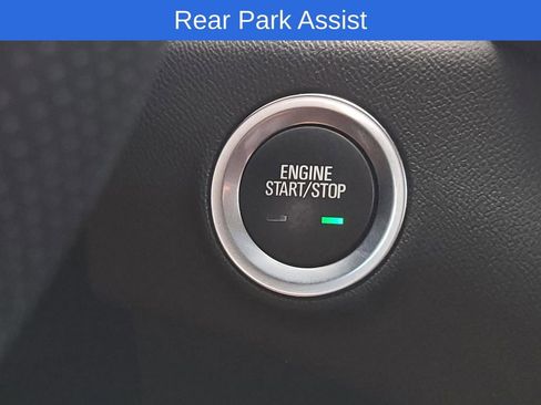 Used 2024 GMC Terrain SLE w/ Driver Convenience Package image 25