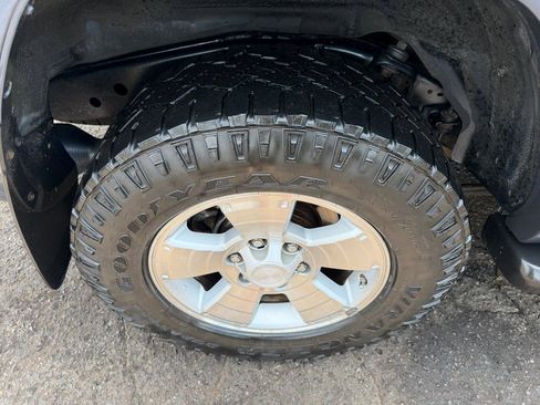 Used 2005 Toyota 4Runner Sport RWD image 29