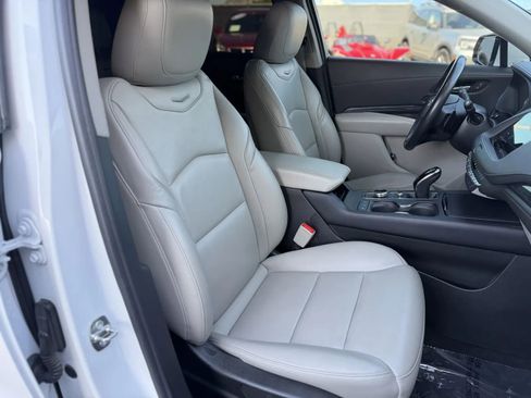 Used 2023 Cadillac XT4 Premium Luxury w/ Driver Assist Package AWD/4WD image 19