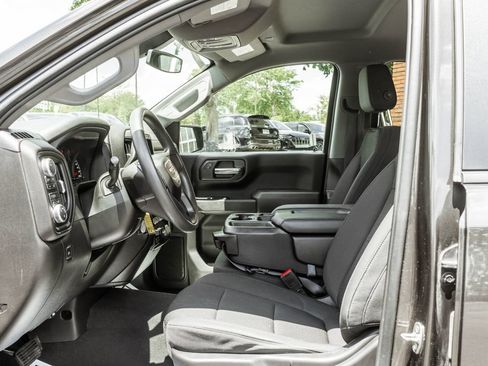 Used 2021 GMC Sierra 1500 4x4 Crew Cab w/ Sierra Value Package image 23