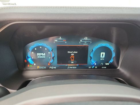 New 2025 Ford Bronco Badlands image 18