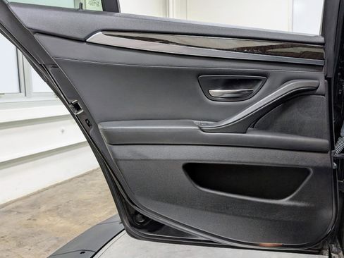 Used 2015 BMW 535d Sedan image 16