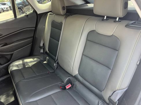 Used 2025 Chevrolet Trax ACTIV w/ Driver Confidence Package FWD image 23