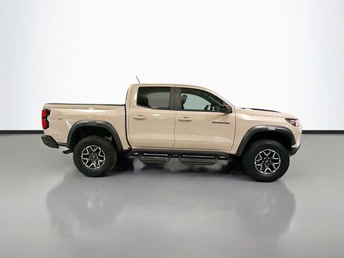 Used 2023 Chevrolet Colorado ZR2 w/ ZR2 Convenience Package III AWD/4WD image 10