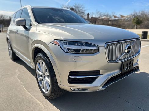 Used 2018 Volvo XC90 T6 Inscription w/ Convenience Package image 4