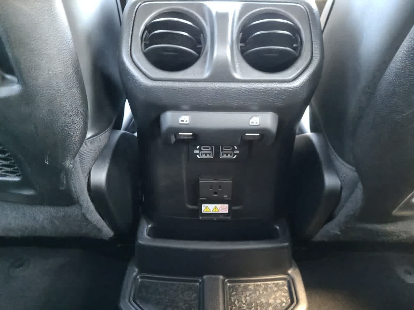 Used 2024 Jeep Wrangler High Altitude AWD/4WD image 26
