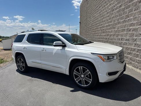 Used 2019 GMC Acadia Denali w/ Technology Package AWD/4WD image 1