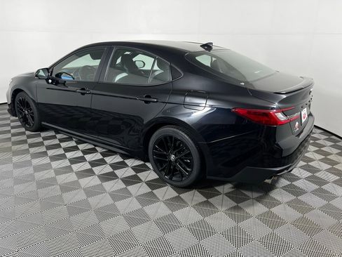 Certified 2025 Toyota Camry SE FWD image 7