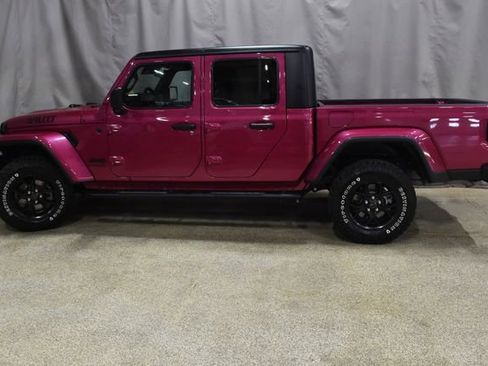 Certified 2024 Jeep Gladiator Sport image 6